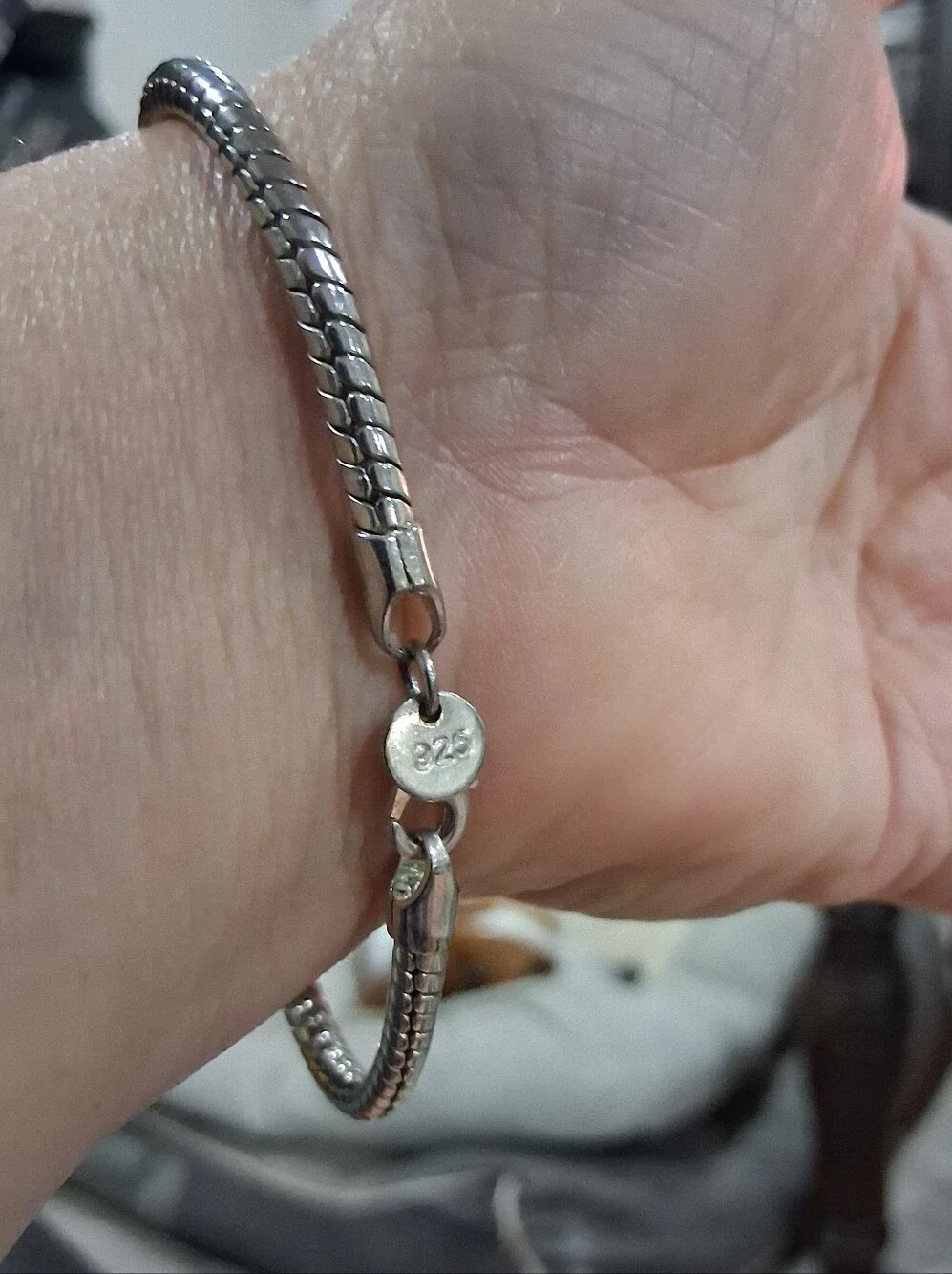 .925 Sterling Silver Snakechain Bracelet 8